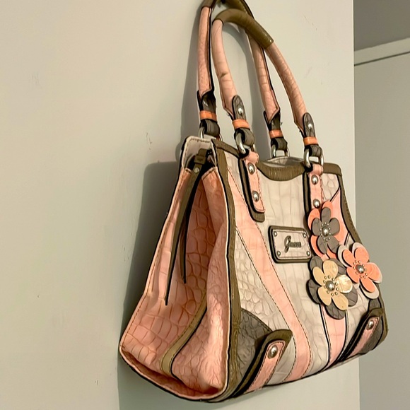 Guess bag - Picture 3 of 8